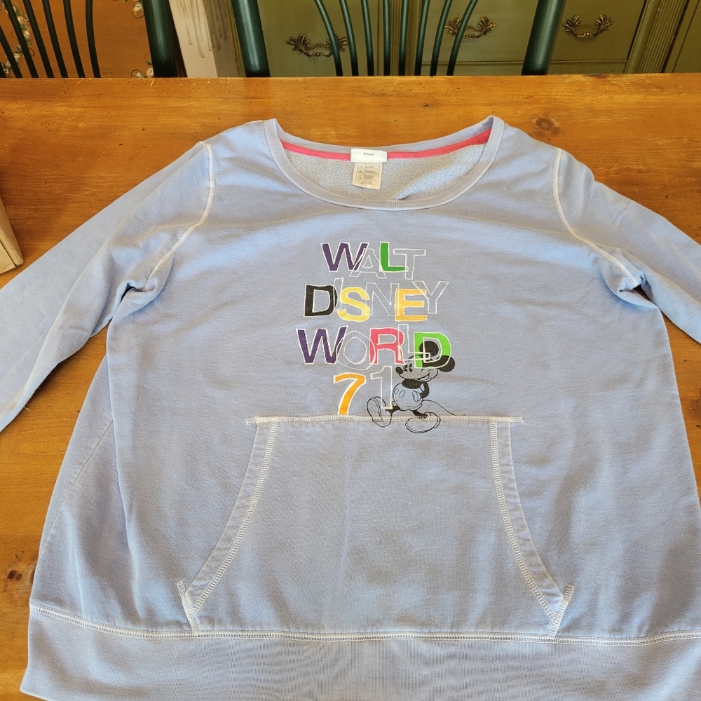 Women's Disney world sweatshirt XXL vintage